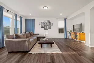 209 Sage Derby Dr, Hutto, TX 78634 - Photo 11