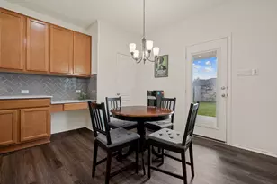 209 Sage Derby Dr, Hutto, TX 78634 - Photo 17