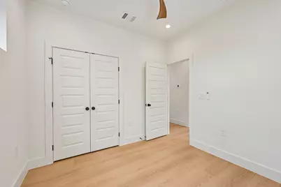 513 W Odell Street #B, Austin, TX 78752 - Photo 29
