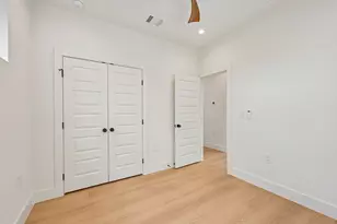 513 W Odell St, Austin, TX 78752 - Photo 29