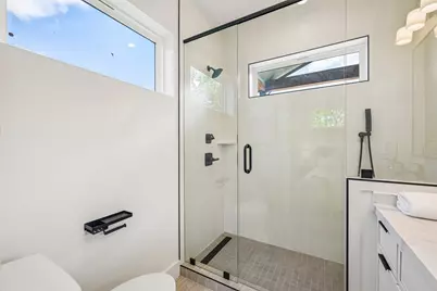 513 W Odell Street #B, Austin, TX 78752 - Photo 19
