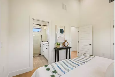 513 W Odell Street #B, Austin, TX 78752 - Photo 17