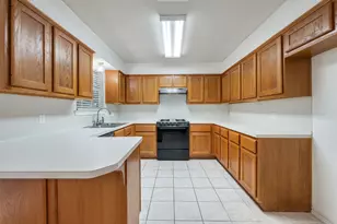 1521 Strasburg Cir, College Station, TX 77845 - Photo 7