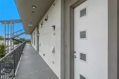 4507 E Martin Luther King Jr Boulevard #122, Austin, TX 78721 - Photo 3