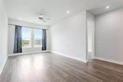 4507 E Martin Luther King Jr Boulevard #122, Austin, TX 78721 - Photo 11