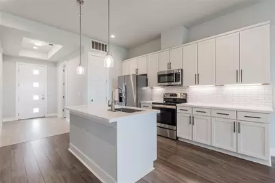 4507 E Martin Luther King Jr Boulevard #122, Austin, TX 78721 - Photo 5