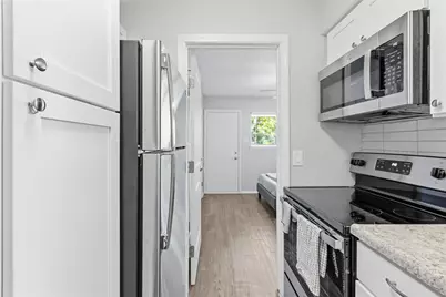 2801 Hemphill Park #A303, Austin, TX 78705 - Photo 5