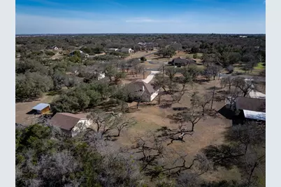 502 Carriage Oaks Drive, Liberty Hill, TX 78642 - Photo 33