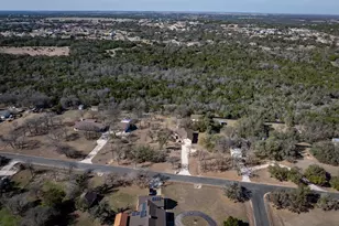 502 Carriage Oaks Dr, Liberty Hill, TX 78642 - Photo 35