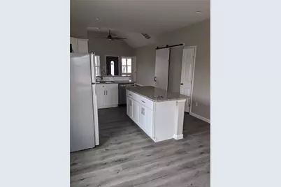 906 Kate Street #A, Lockhart, TX 78644 - Photo 5