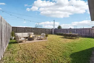 206 Canley Loop, Hutto, TX 78634 - Photo 25
