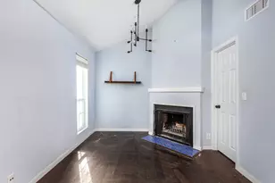 812 Winflo Dr, Austin, TX 78703 - Photo 3