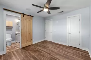 7404 Lunar Dr, Austin, TX 78745 - Photo 13