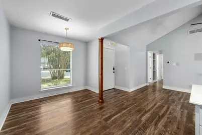 7404 Lunar Drive, Austin, TX 78745 - Photo 11