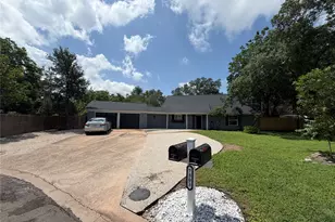 7303 Whispering Creek Cir, Austin, TX 78736 - Photo 17