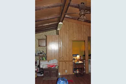 1023 Sierra Drive, Lockhart, TX 78644 - Photo 17