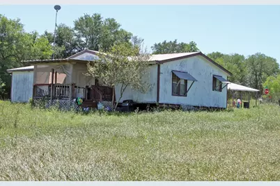 1023 Sierra Drive, Lockhart, TX 78644 - Photo 3