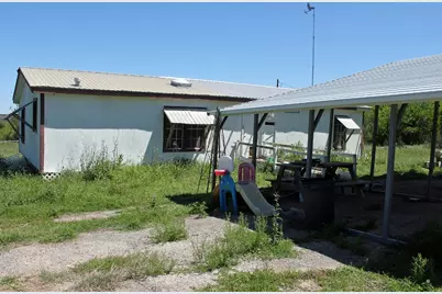 1023 Sierra Drive, Lockhart, TX 78644 - Photo 13