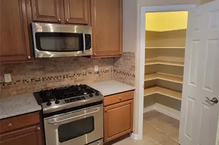 2100 Pipers Field Dr, Austin, TX 78758 - Photo 9