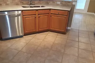 2100 Pipers Field Dr, Austin, TX 78758 - Photo 7