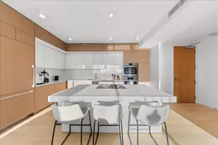 313 W 17th St, Austin, TX 78701 - Photo 7