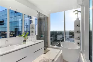 313 W 17th St, Austin, TX 78701 - Photo 23