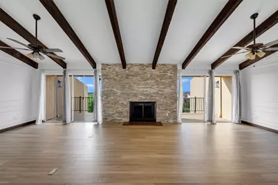 402 Hi Stirrup #E2, Horseshoe Bay, TX 78657 - Photo 9