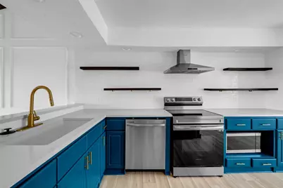 402 Hi Stirrup #E2, Horseshoe Bay, TX 78657 - Photo 13