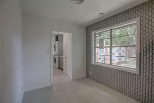 1610 Pecan St, Georgetown, TX 78626 - Photo 15