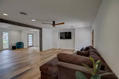 1610 Pecan Street, Georgetown, TX 78626 - Photo 7