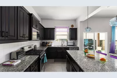 1511 Lawrence Street, Austin, TX 78741 - Photo 7
