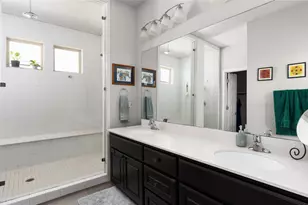 1511 Lawrence St, Austin, TX 78741 - Photo 15