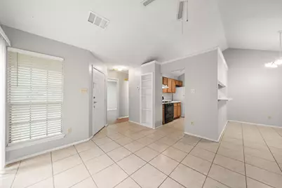 411 Greenlawn Boulevard, Round Rock, TX 78664 - Photo 5