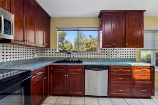 12715 Crystal Creek Dr, Buda, TX 78610 - Photo 5