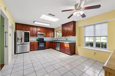 12715 Crystal Creek Drive, Buda, TX 78610 - Photo 27