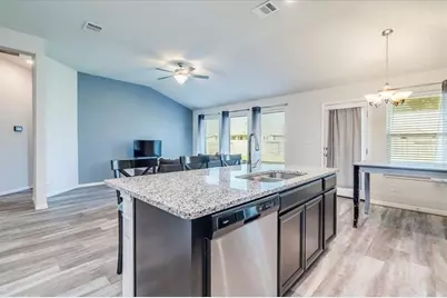 117 Balsam Street, Hutto, TX 78634 - Photo 9