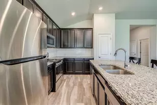 117 Balsam St, Hutto, TX 78634 - Photo 11