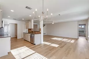 109 Orange Tree Ln, Georgetown, TX 78626 - Photo 7