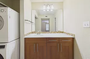 7685 Northcross Dr, Austin, TX 78757 - Photo 15