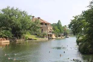 104 Horseshoe Bay Blvd, Horseshoe Bay, TX 78657 - Photo 23