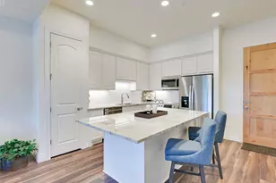 102 Bella Toscana Ave, Lakeway, TX 78734 - Photo 5