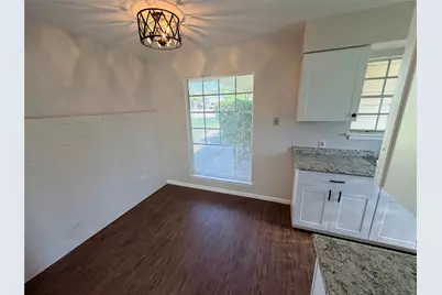 8520 Woodstone Drive, Austin, TX 78757 - Photo 5