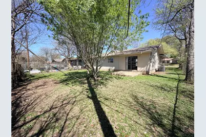 8520 Woodstone Drive, Austin, TX 78757 - Photo 11