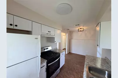 8520 Woodstone Drive, Austin, TX 78757 - Photo 3