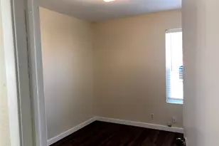 1915 Magazine St, Austin, TX 78727 - Photo 11