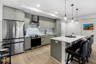 2500 Longview St, Austin, TX 78705 - Photo 3