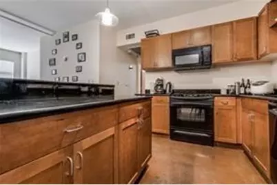 711 W 26th Street #707, Austin, TX 78705 - Photo 5