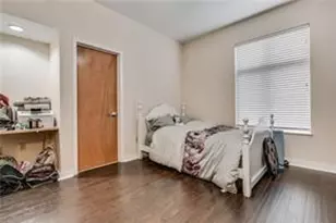 711 W 26th St, Austin, TX 78705 - Photo 9