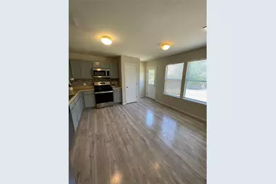 11816 Plains Valley Drive, Del Valle, TX 78617 - Photo 9