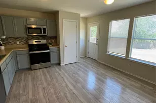 11816 Plains Valley Dr, Del Valle, TX 78617 - Photo 9